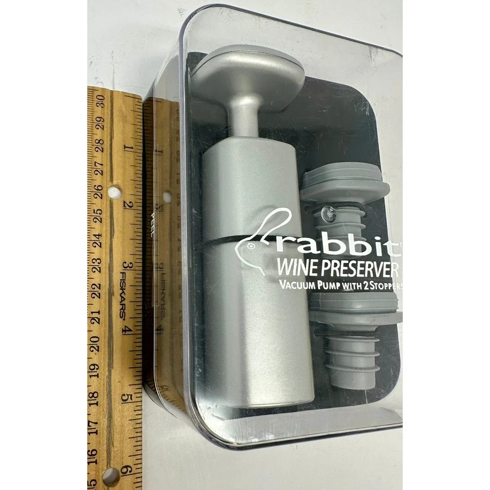 NEW! Rabbit Wine Preserver Vacuum Pump‎ With 2 Bottle Stoppers B0